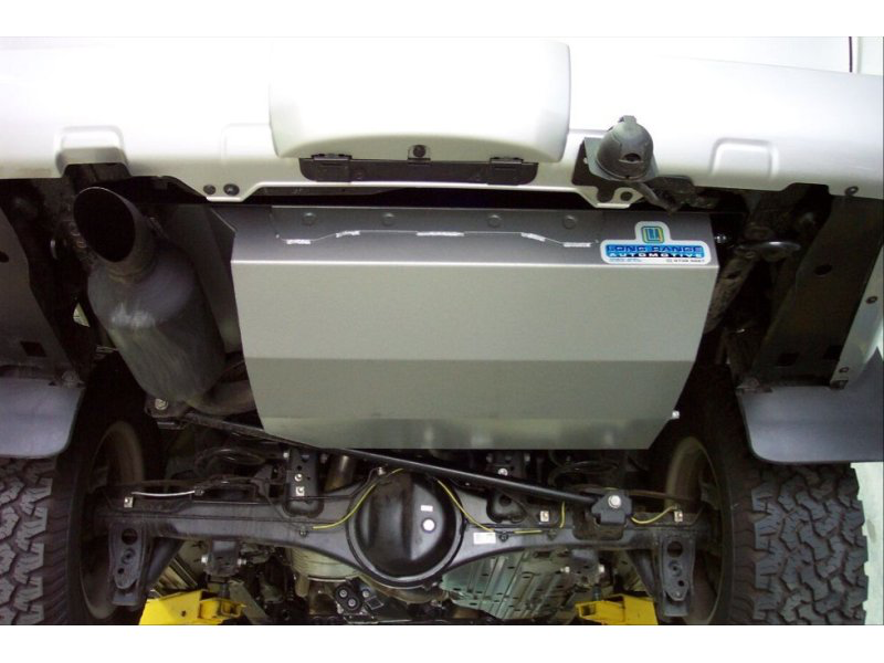 Réservoir remplacement LRA 170L Toyota Landcruiser VDJ200 UZJ200 UZJ202 sur Xperts4x4 Accessoires 4x4 Off-Road