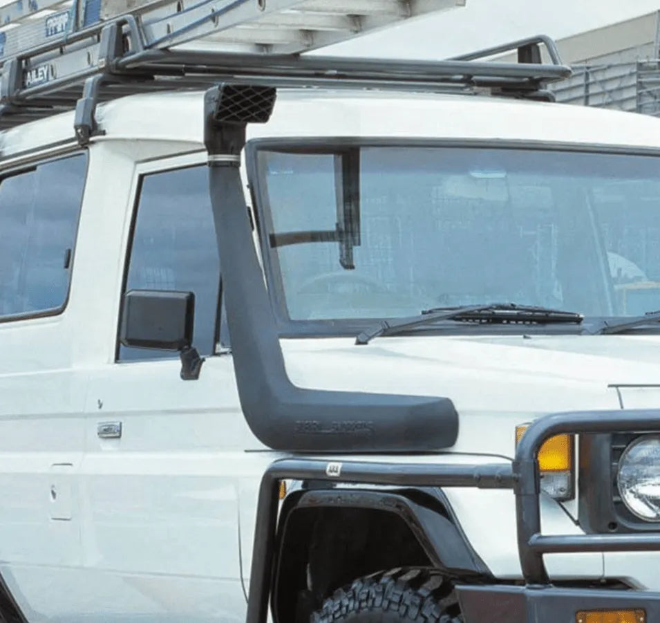 Snorkel Safari 4x4 pour Toyota Série GRJ/HZJ 76/78/79, équipement de protection pour le moteur en milieu humide.