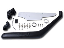 Snorkel Safari 4x4 sur Ford Ranger et Mazda B2500 1999-2007, monté sur le capot, en plastique noir.