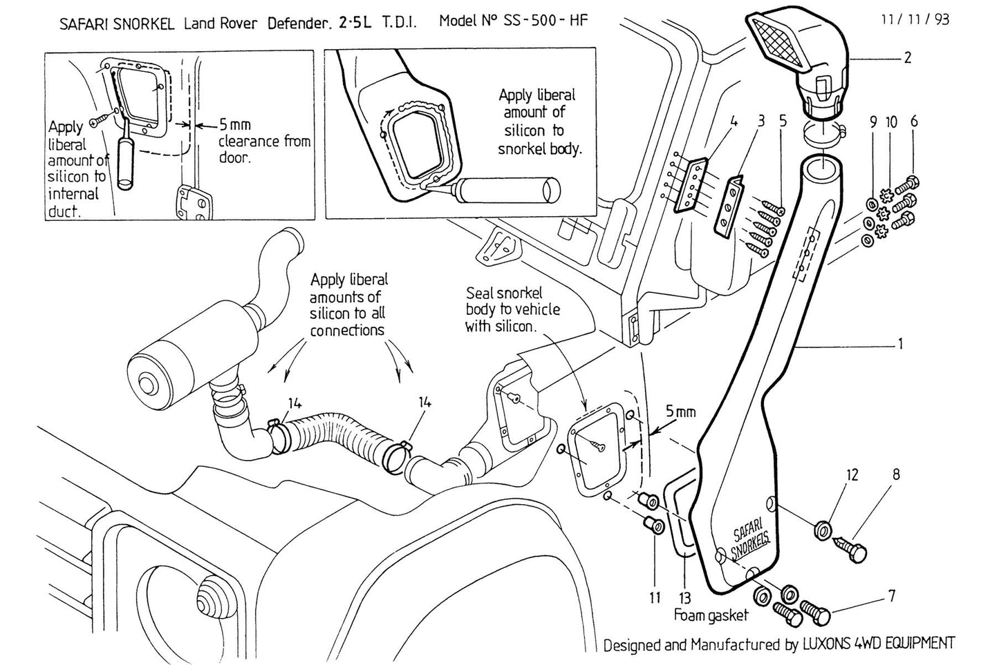 Snorkel Safari 4x4 pour Land Rover Defender 200TDI, installation visible sur le véhicule, en plastique noir robuste.