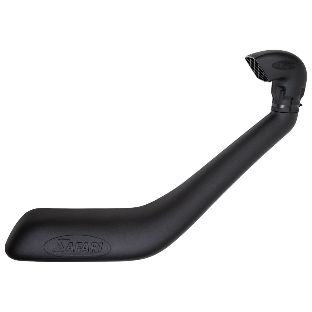 Tube de snorkel Safari 4x4 pour Nissan Patrol Y62, monté sur le côté du véhicule, en plastique noir robuste.