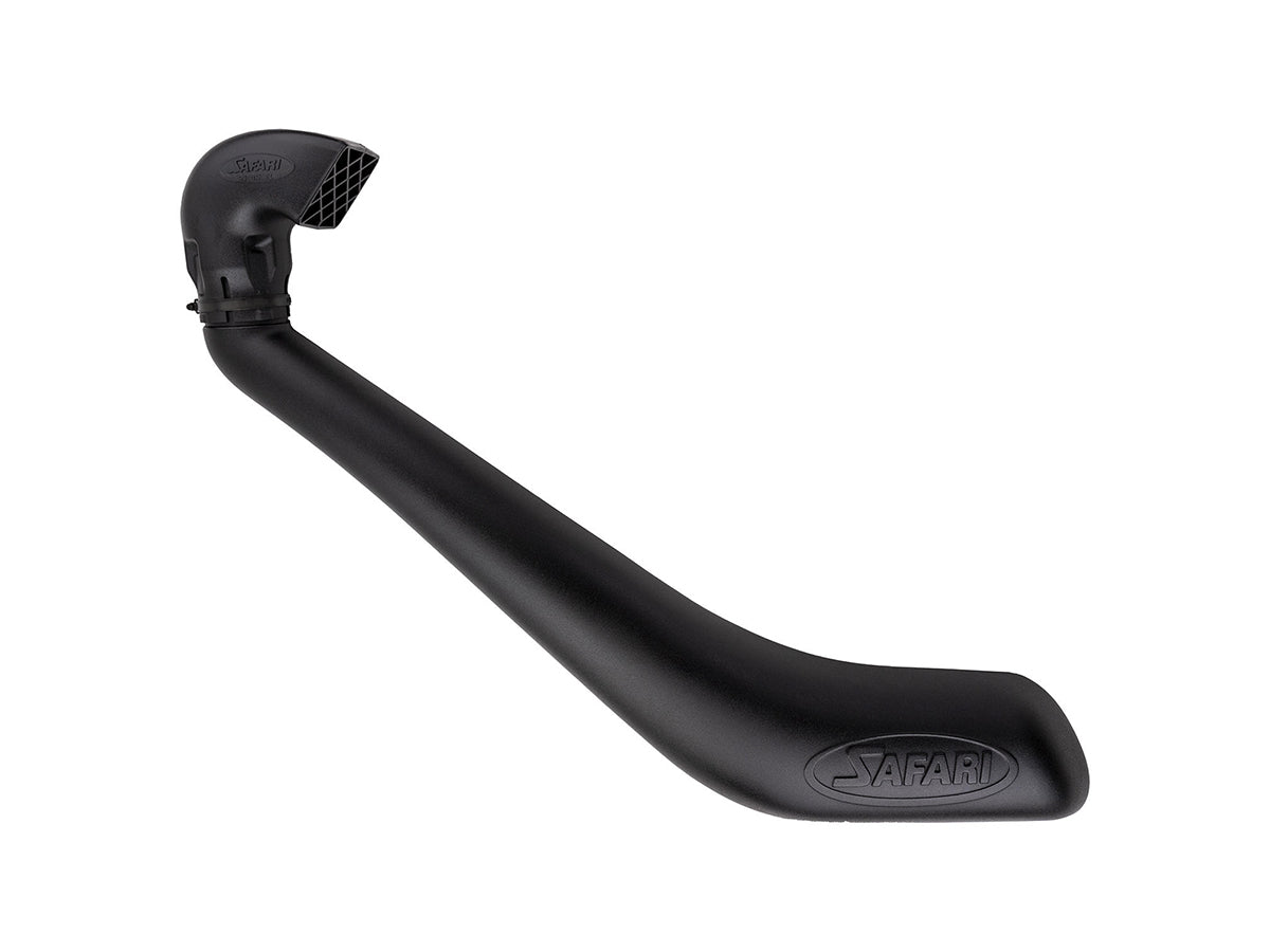 Snorkel Safari 4x4 pour Toyota Hilux Revo D4-D avec ailes étroites, installation sur le simple cabine, accessoire tout-terrain robuste.