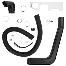 Snorkel Safari 4x4 pour Toyota Land Cruiser BJ42 et BJ46, monté sur le côté du véhicule avec tube en plastique noir.