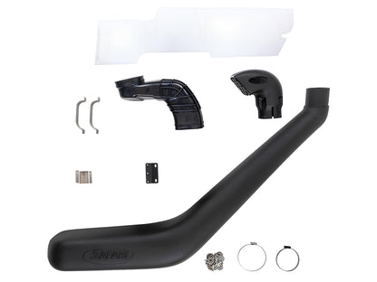 Snorkel Safari 4x4 pour Toyota Land Cruiser FJA300 V6 Biturbo Diesel, monté sur le véhicule, en couleur noir.