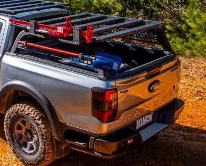 Support de benne ARB 4x4 avec galerie de toit Baserack pour Ford Raptor 2023+ Double Cab, montage robuste et pratique.
