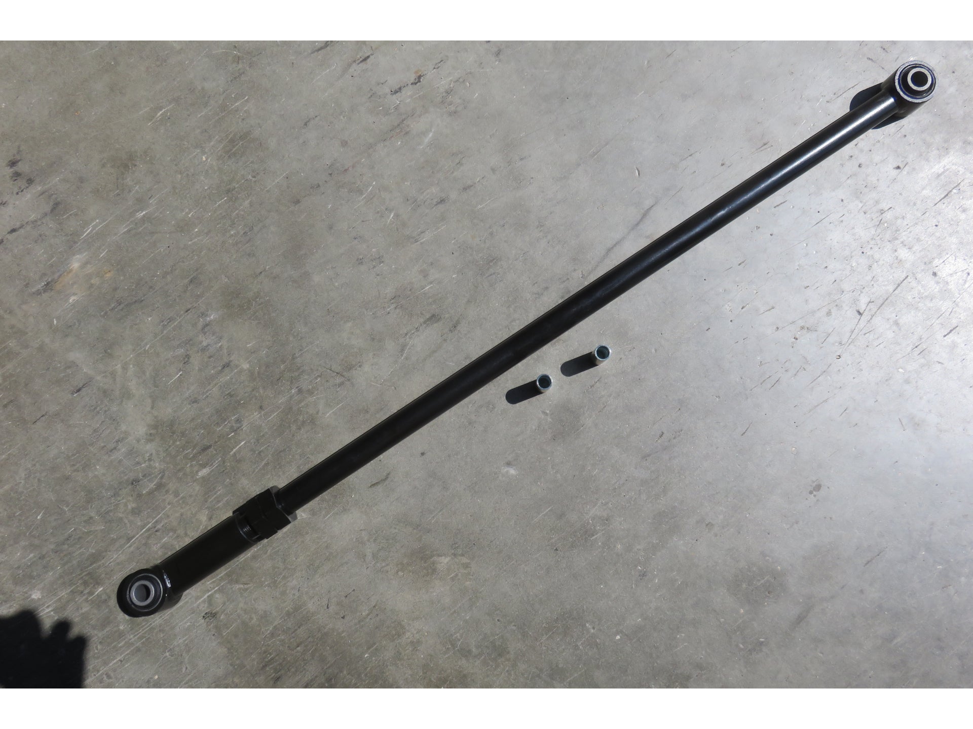 Barre panhard arrière réglable N4 OFFROAD pour suspension Toyota HDJ100 VDJ200, compatible avec 4x4 tout-terrain.