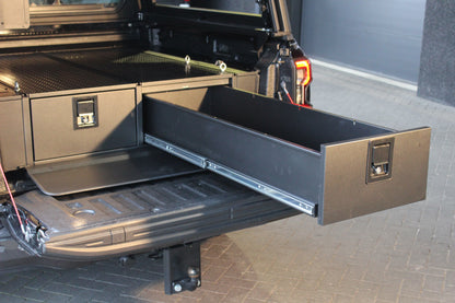 Système double tiroir RUUUD pour Ford Ranger Next Gen 2023+ PHEV, tiroirs robustes en métal, installation dans le coffre du véhicule.