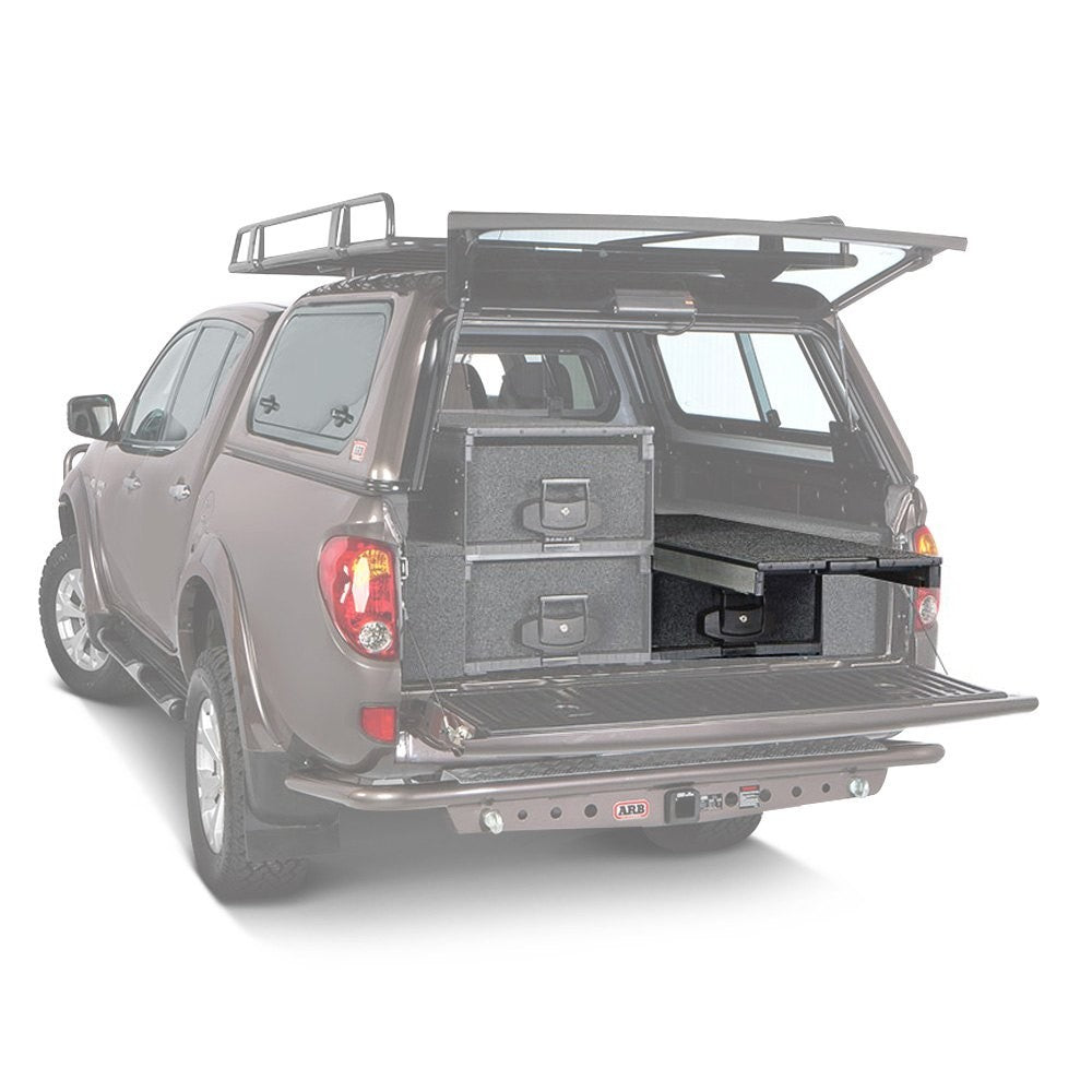Tiroir ARB 1730x500x320 avec plateau coulissant pour pickup, robuste et pratique, vue de face avec le plateau étendu.