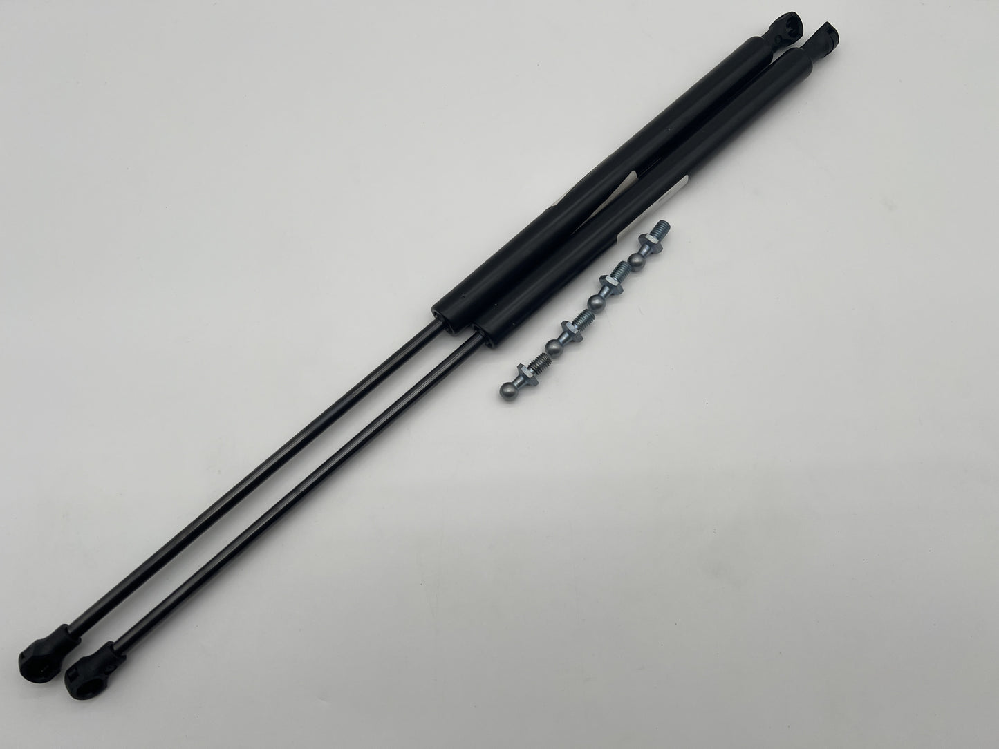 Vérins d'assistance pour hayon adaptable N4 OFFROAD sur Toyota HDJ100 N4-Offroad, montrant les vérins en position installée.