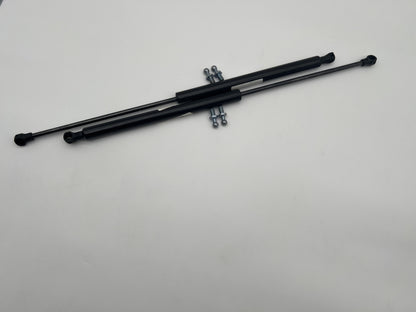 Vérins d'assistance renforcés HD pour hayon Toyota HDJ100 N4 OFFROAD, fixation robuste, utilisation en tout-terrain.