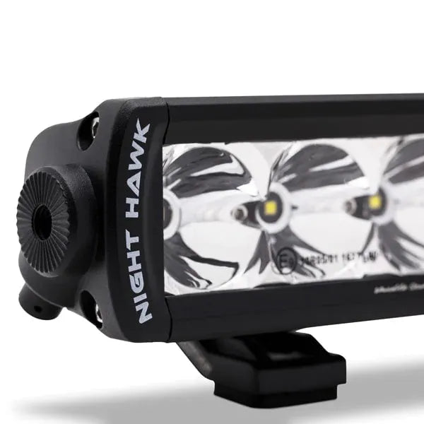 Barre LED Bushranger Night Hawk 43,5" série SR pour éclairage puissant et robuste pour véhicules tout-terrain.